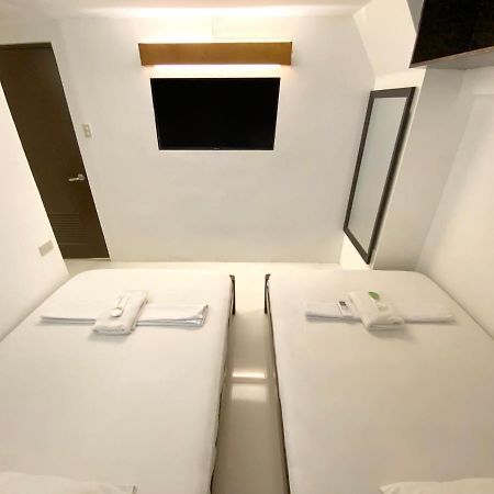 E Relaxed Haven Transient House Hotel Pasay Exterior photo